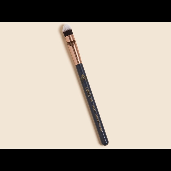 Luxie Other - Luxie beauty makeup brush for blending